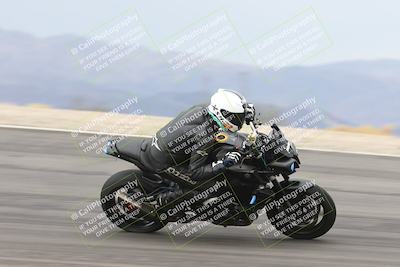 media/Nov-15-2025-Race Pace (Sat) [[8de605a2d8]]/Non Verified Riders (1st 20 Minutes)/Bowl (1015am)/